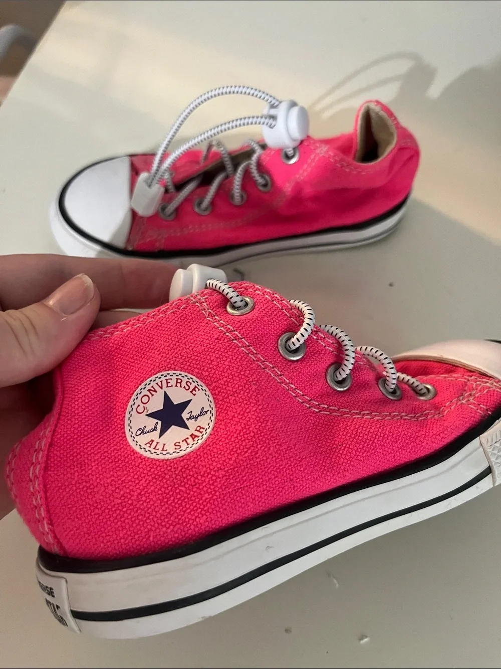 Converse Hi Tops Chucks Size 9 Hot Pink